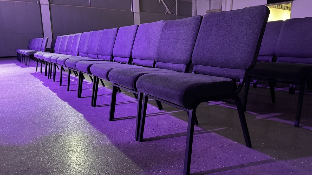 UPSTREAM PLACE  - сучасний івент-простір 