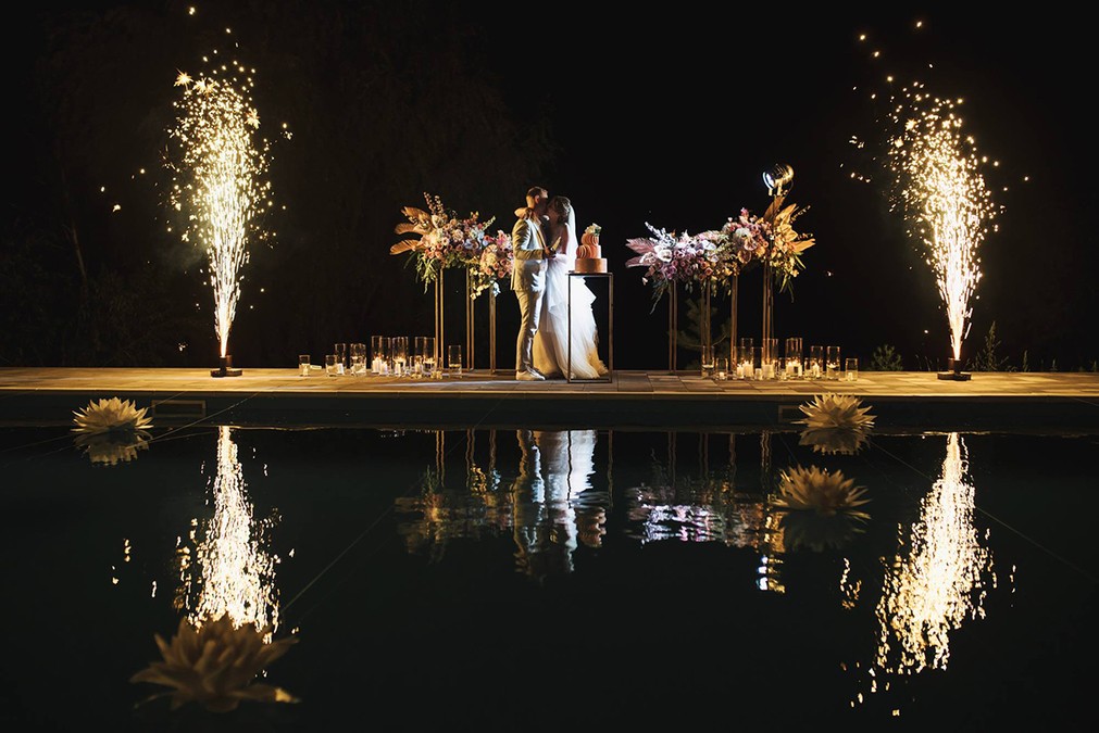 Загородная локация Morewell с отелем