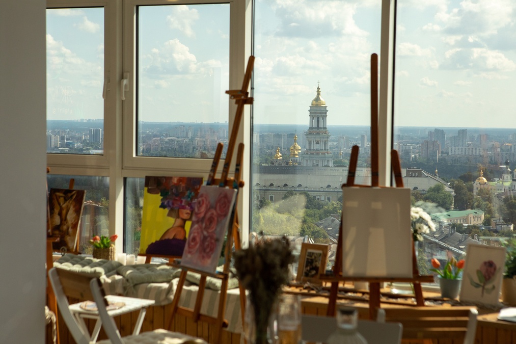 Руфтоп з найвищою терасою Печерська