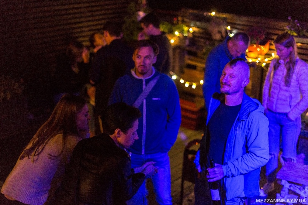 Mezzanine – арт-пространство с террасой на Подоле