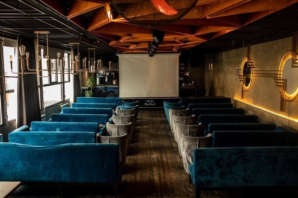 Heaven_Space — локация с террасой и бомбоубежищем