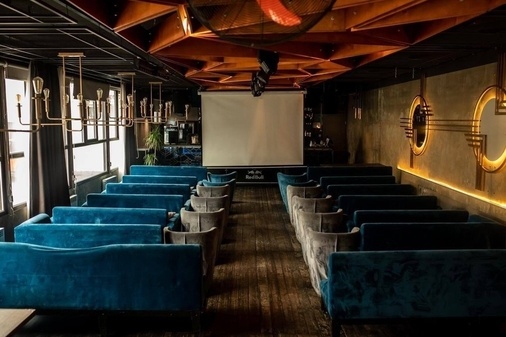 Heaven_Space — локация с террасой и бомбоубежищем