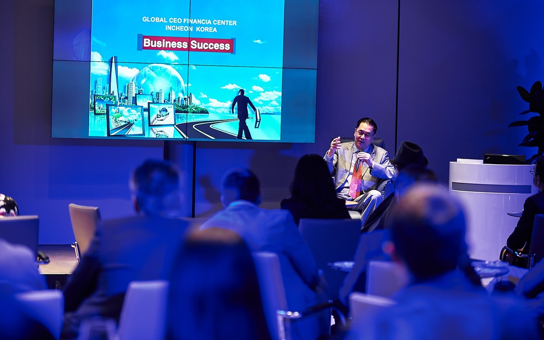 Стильный конференц-зал VIP уровня