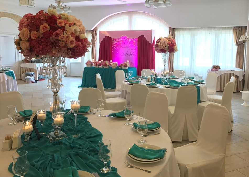 Изысканный банкетный зал для праздника Вашей мечты