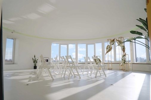 Зал Space на 21 поверсі з відкритою терасою