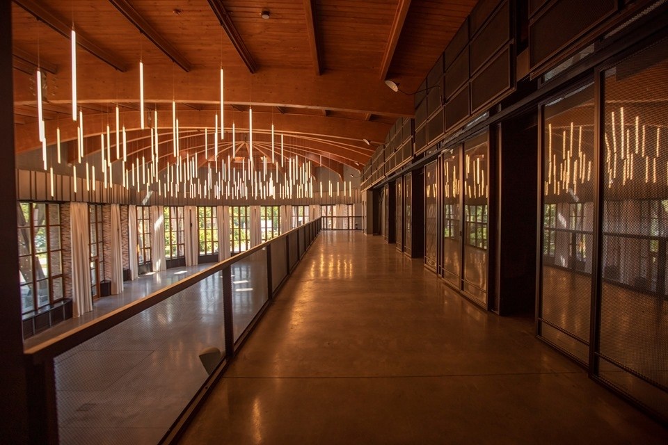 Mayachok Event Hall - Витражный зал