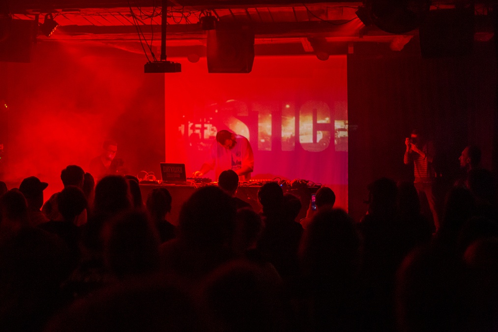 Mezzanine – арт-пространство с террасой на Подоле