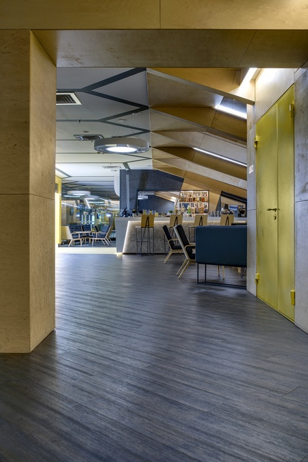 Кіноресторан RELUX від Планета Кіно в Блокбастері