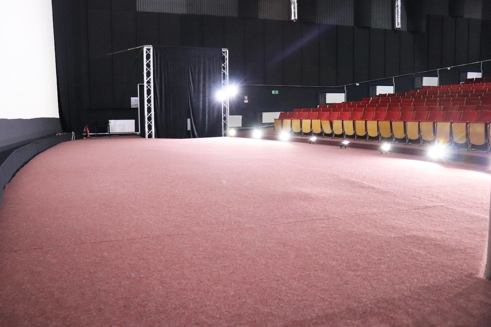 Концертний зал для масштабних подій