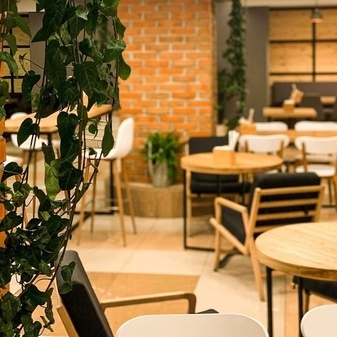 Локація для смачних заходів —"Ланч Бранч"