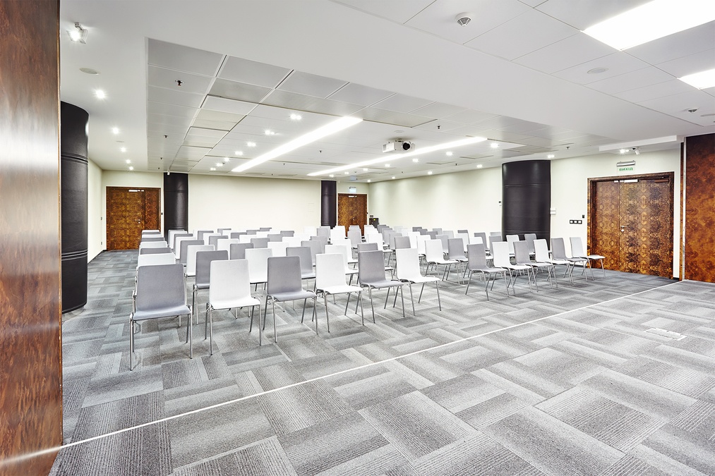 Конференц-зал у IQ business center