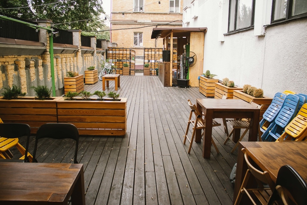 Открытая площадка в стиле лофт 