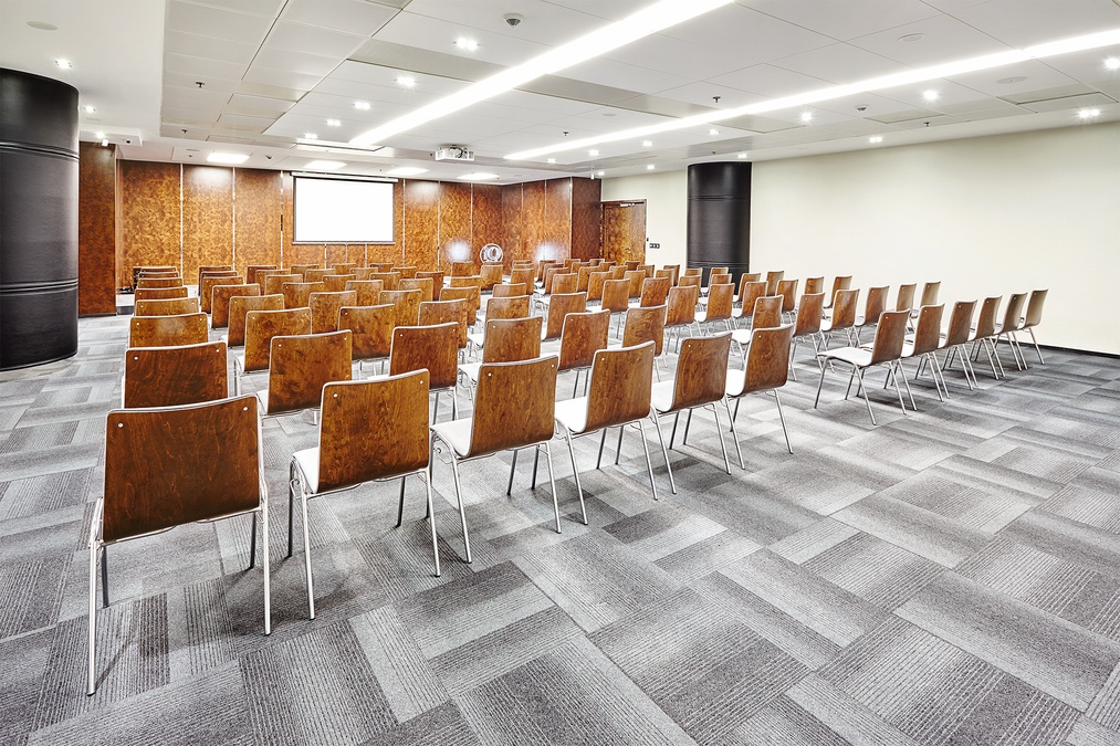 Конференц-зал у IQ business center