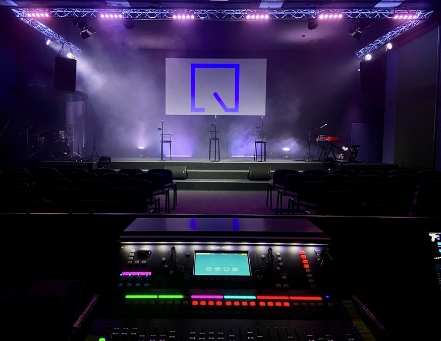 «Podil Hall» багатофункціональний простір