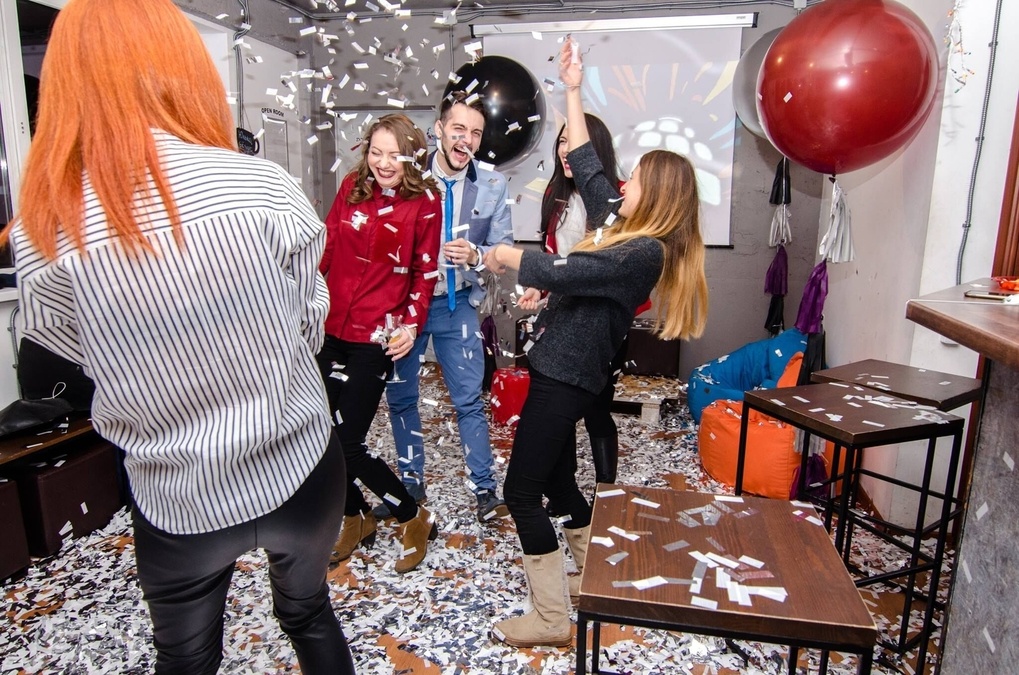 Open Room - помещение для дня рождения и вечеринки