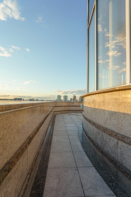 Зал PANORAMA с террасой на 20 этаже