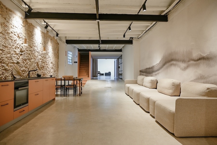 Локація Industrial hub від STAGE