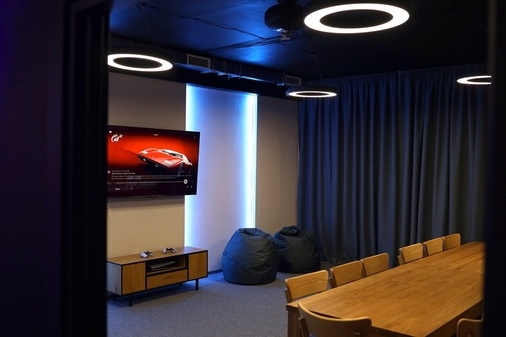 VIAR – клуб виртуальной реальности