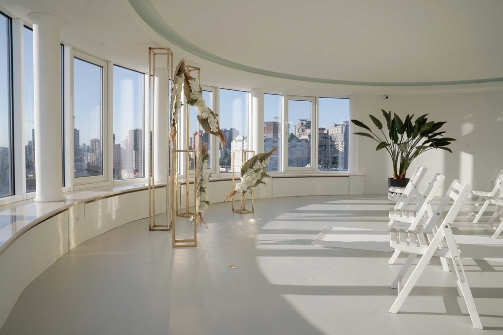 Зал Space на 21 этаже с открытой террасой