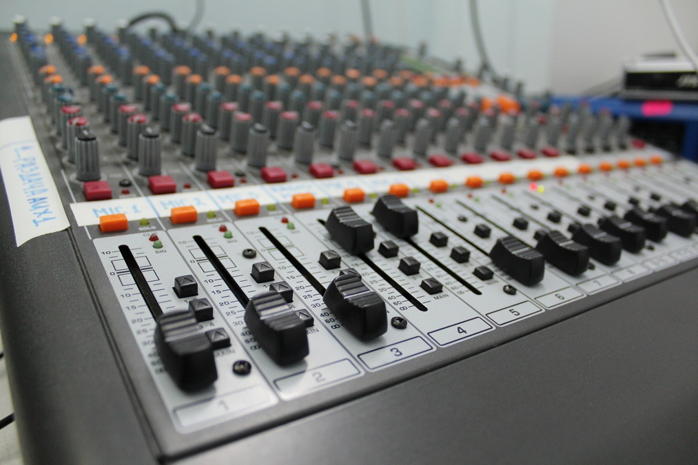 Классический медиа центр на Крещатике