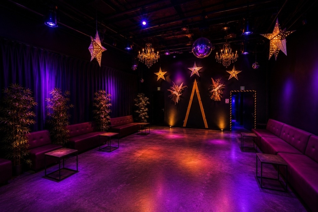 Лофт для заходів від STAGE