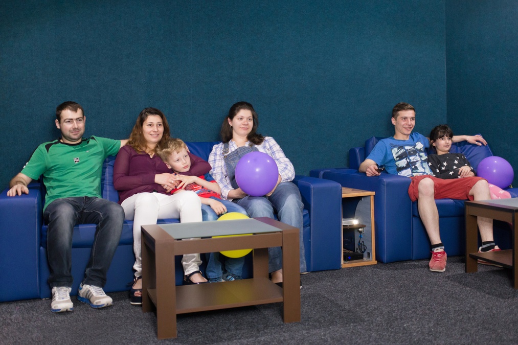 Невеликий зал для відпочинку Indigo