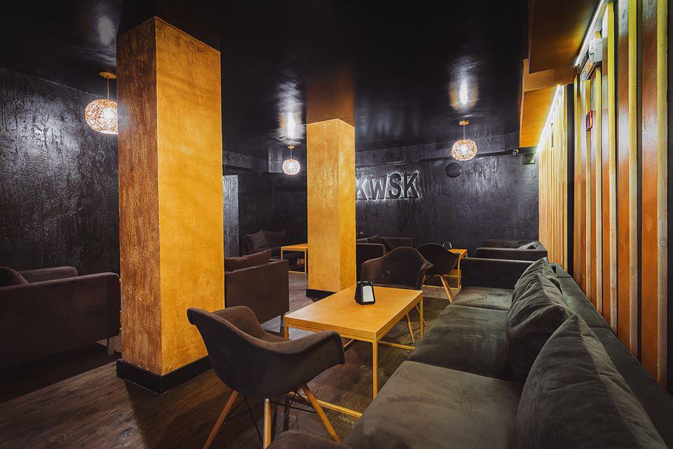 Стильний лаунж - бар в центрі Києва