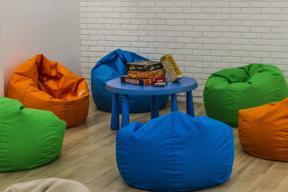 Яркое пространство на Левом берегу