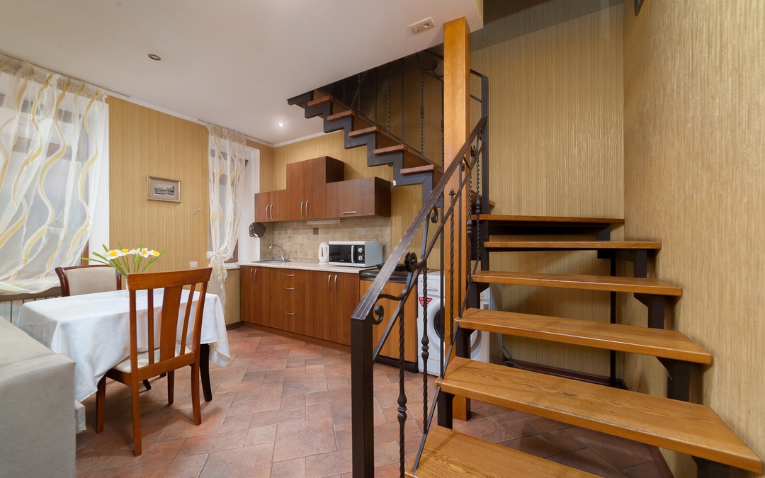 Двухуровневая локация для вечеринок и праздников