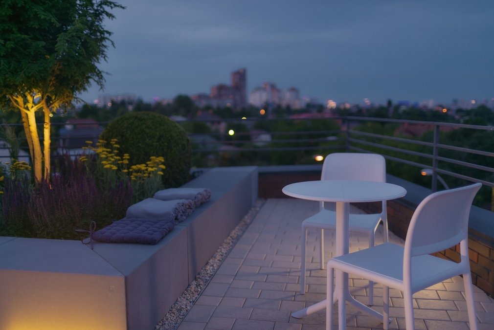 Зал с выходом на панорамную крышу RoofTop Hub