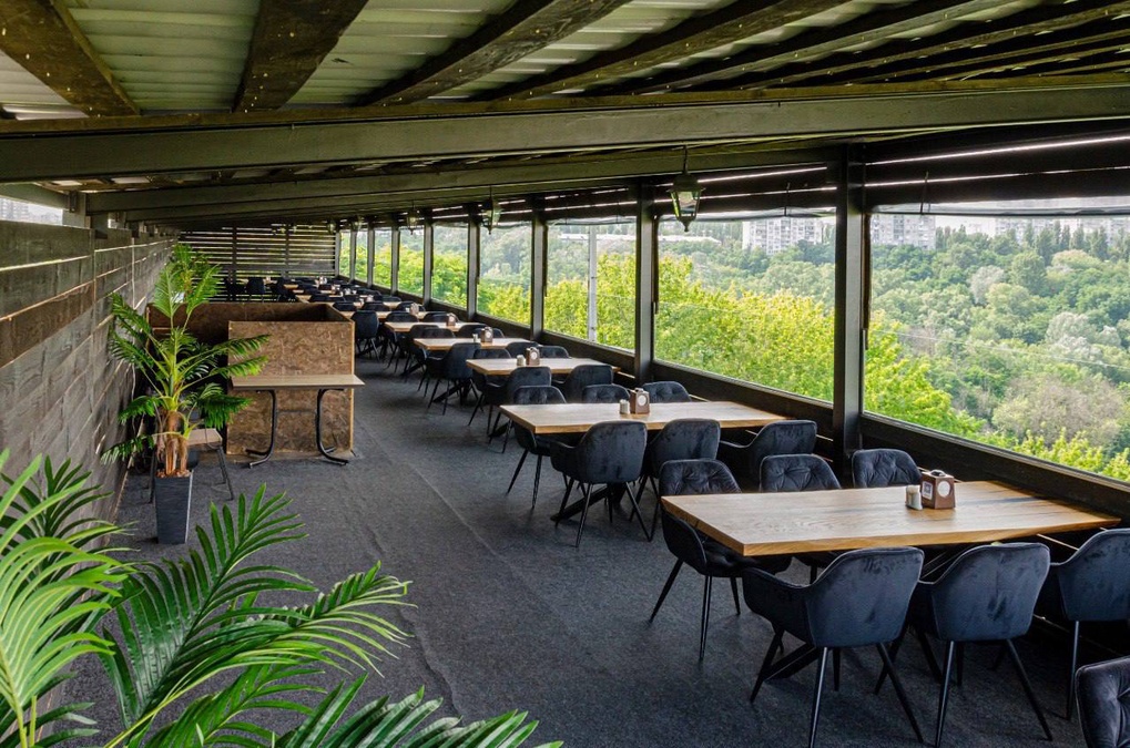 Панорамна тераса Sunset Terrace для заходів 