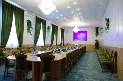 Перегляд Секційна зала в Центрі Києва