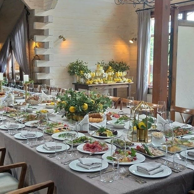 Ресторан на Днепре Mayachok 