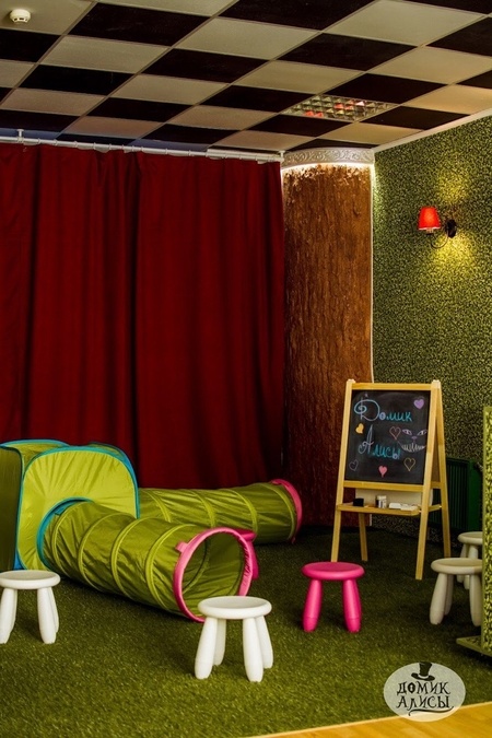 Стилізована казкова кімната