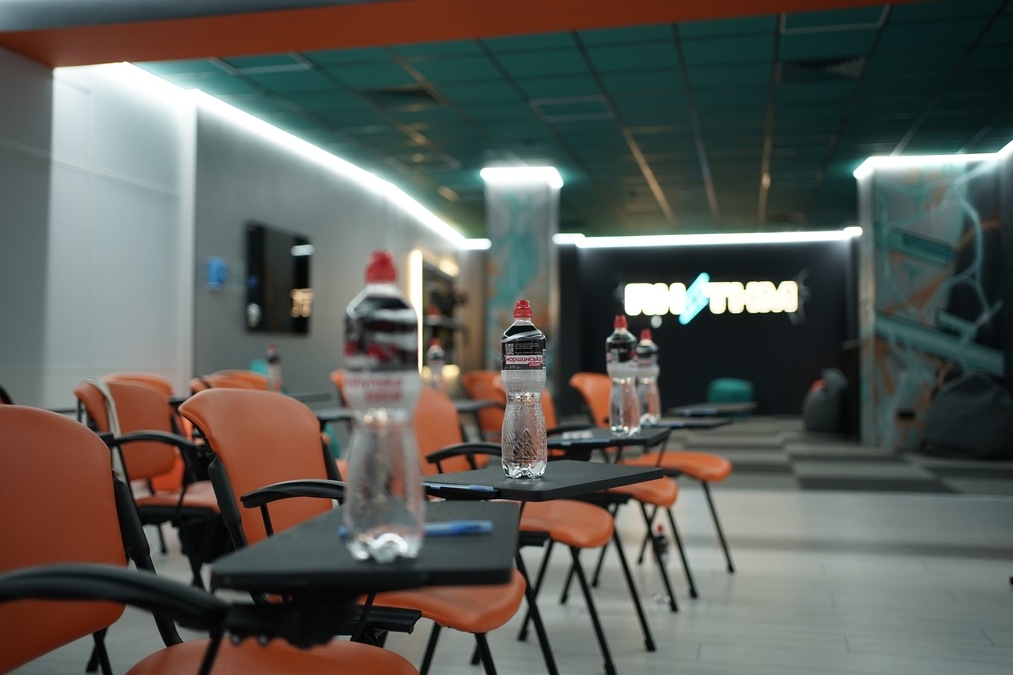 Зручний хаб для навчання