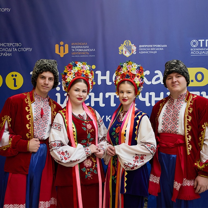 Menorah Ball Room від Menorah Center