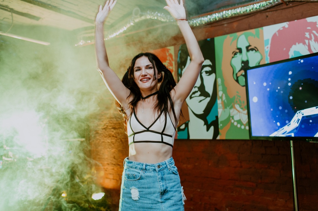 Ивент-площадка «Юность» в стиле 80х