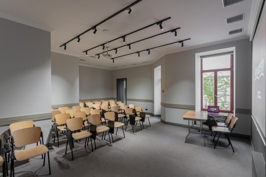 Конференц-зал в готелі Ayvazovsky hotel