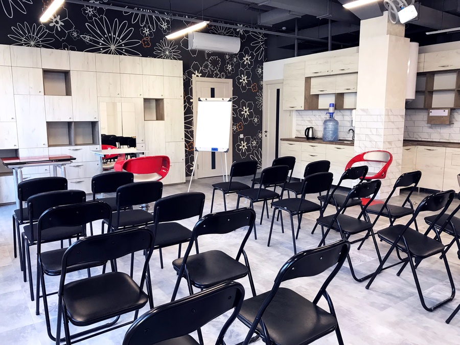 Конференц-зал в центрі Дніпра "Olva beauty place"