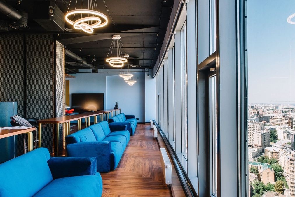 Лаунж зони в бізнес-центрах Creative States