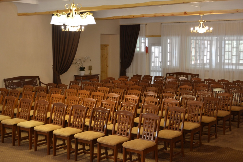 Располагающий конференц-зал под Киевом