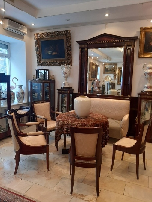 Галерея и антикварный салон для частных событий