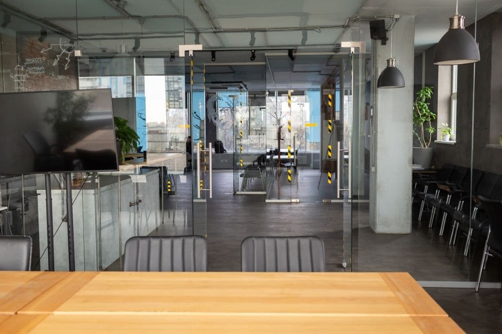 Мультимедійний простір в стилі лофт