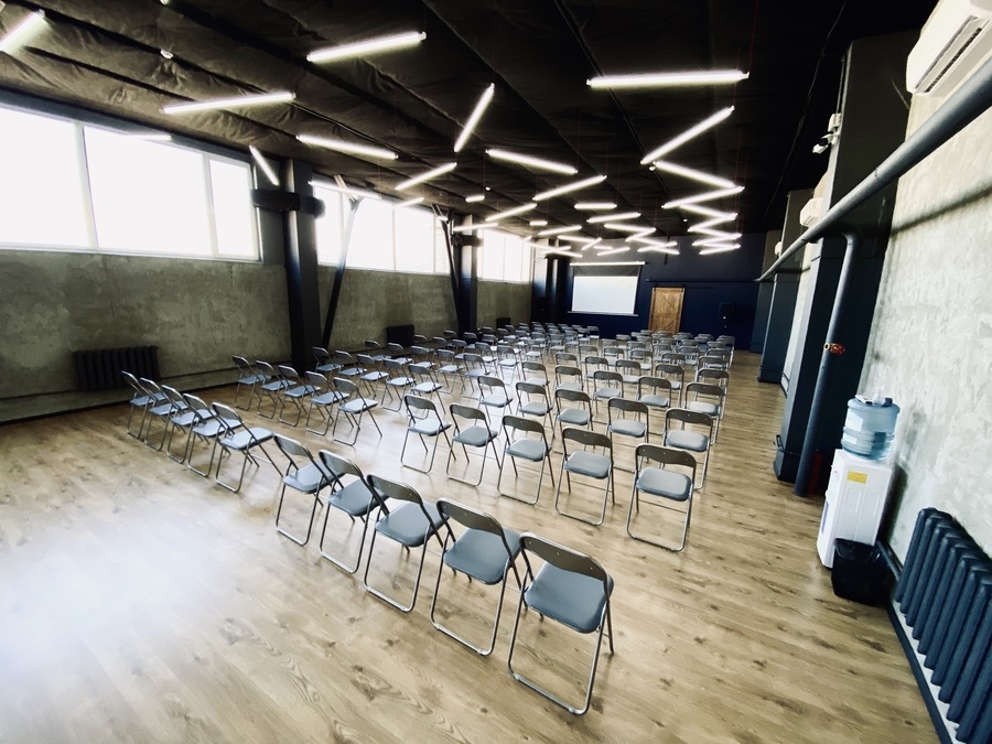 Івент-простір LUCKY STEP