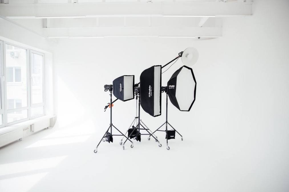 Лофтовая фотостудия Upstairs Photostudio