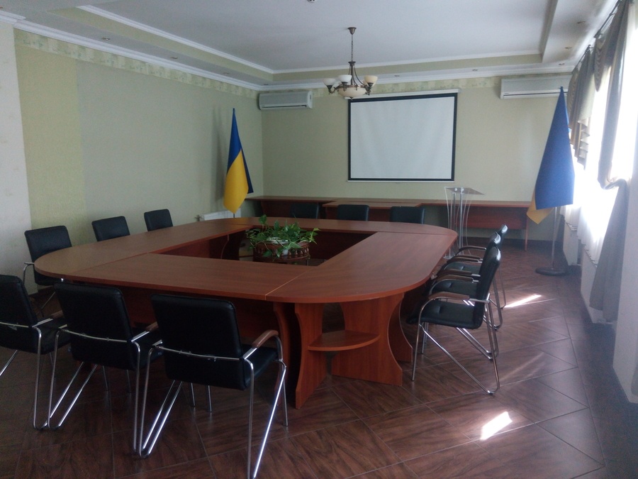 Конференц-зал в гостиничном комплексе на Днепре