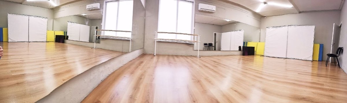 Танцевальное пространство "Burn the floor"