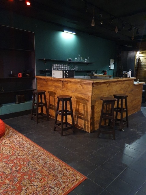 Локація-бар на Подолі