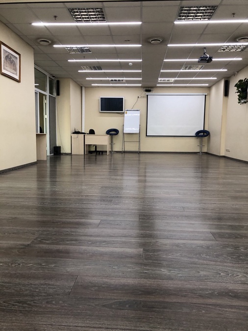 Зал для проведення заходів на Осокорках