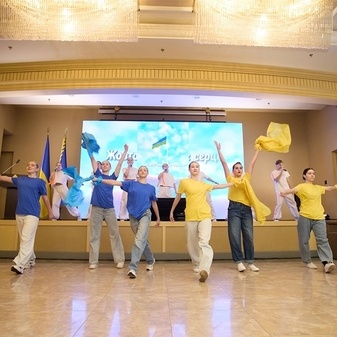 Menorah Ball Room от Menorah Center